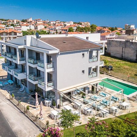 Patiras Deluxe B&B リメナリア エクステリア 写真